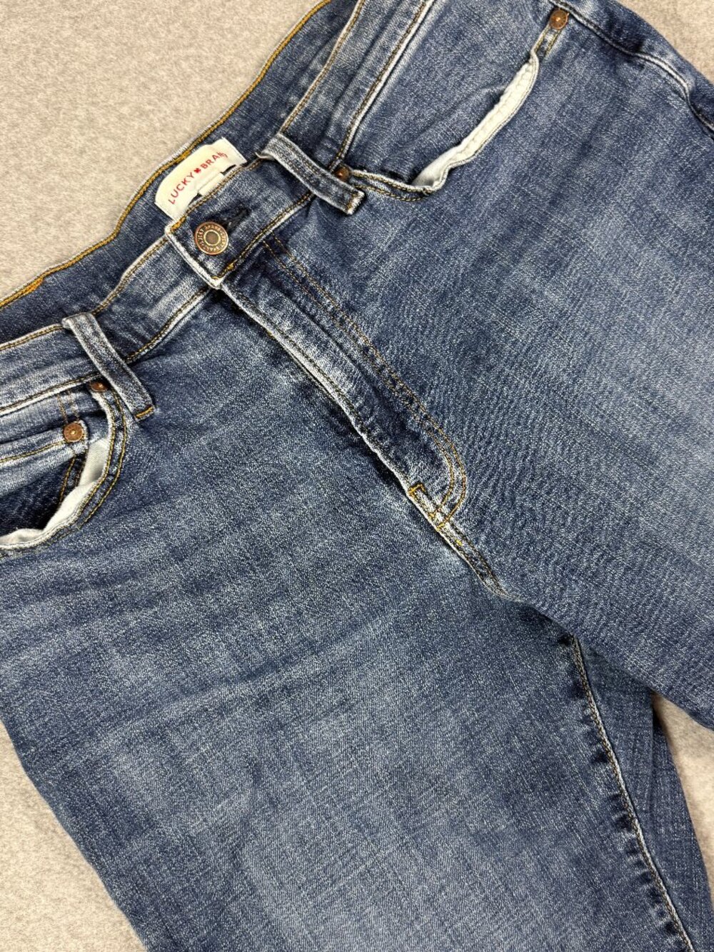 Lucky Brand 121 Slim Straight Mens Jeans 36x32 Medium Wash Denim